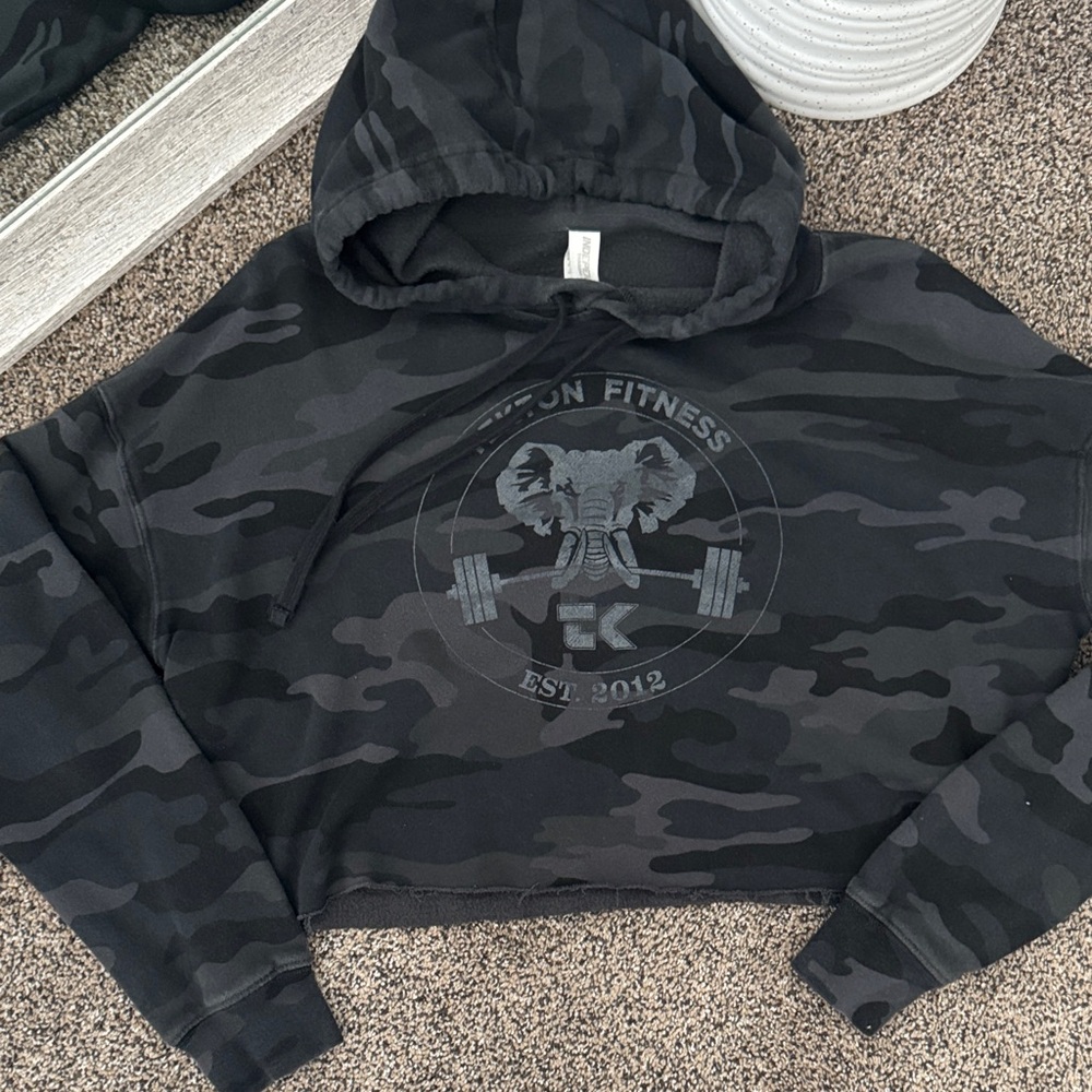 CrossFit cropped hoodie